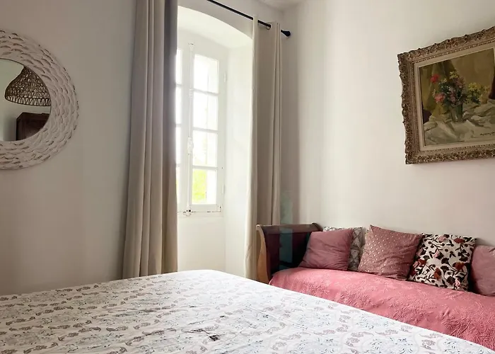 Housica & Co 2 Apartament *
